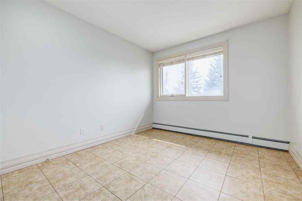 MLS® A2230989 - Unit #7 304 Village Mews SW in Patterson Calgary, Residential