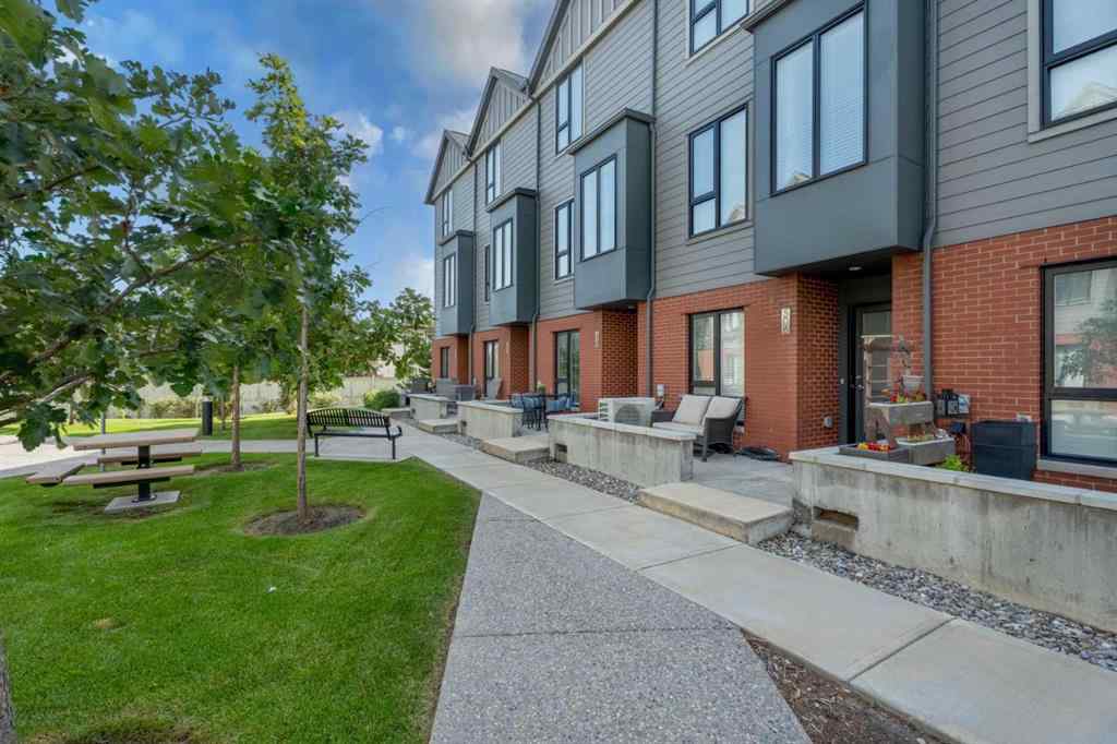MLS® A2230998 - 508 Drake Landing Wynd  in Drake Landing Okotoks, Residential