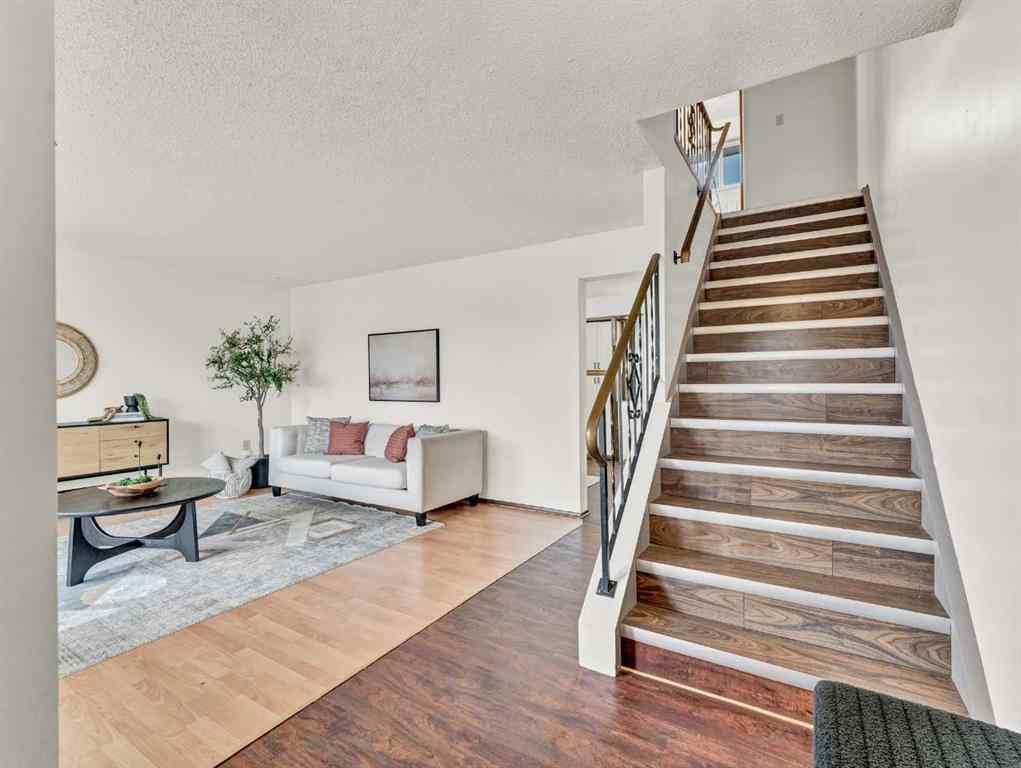 MLS® A2231003 - 219 Ross Glen Drive SE in Ross Glen Medicine Hat, Residential
