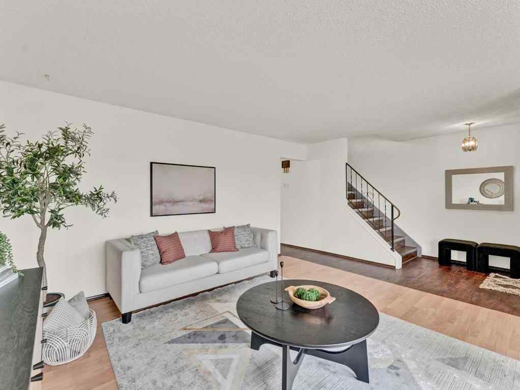 MLS® A2231003 - 219 Ross Glen Drive SE in Ross Glen Medicine Hat, Residential