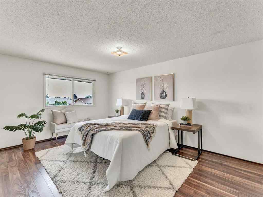 MLS® A2231003 - 219 Ross Glen Drive SE in Ross Glen Medicine Hat, Residential