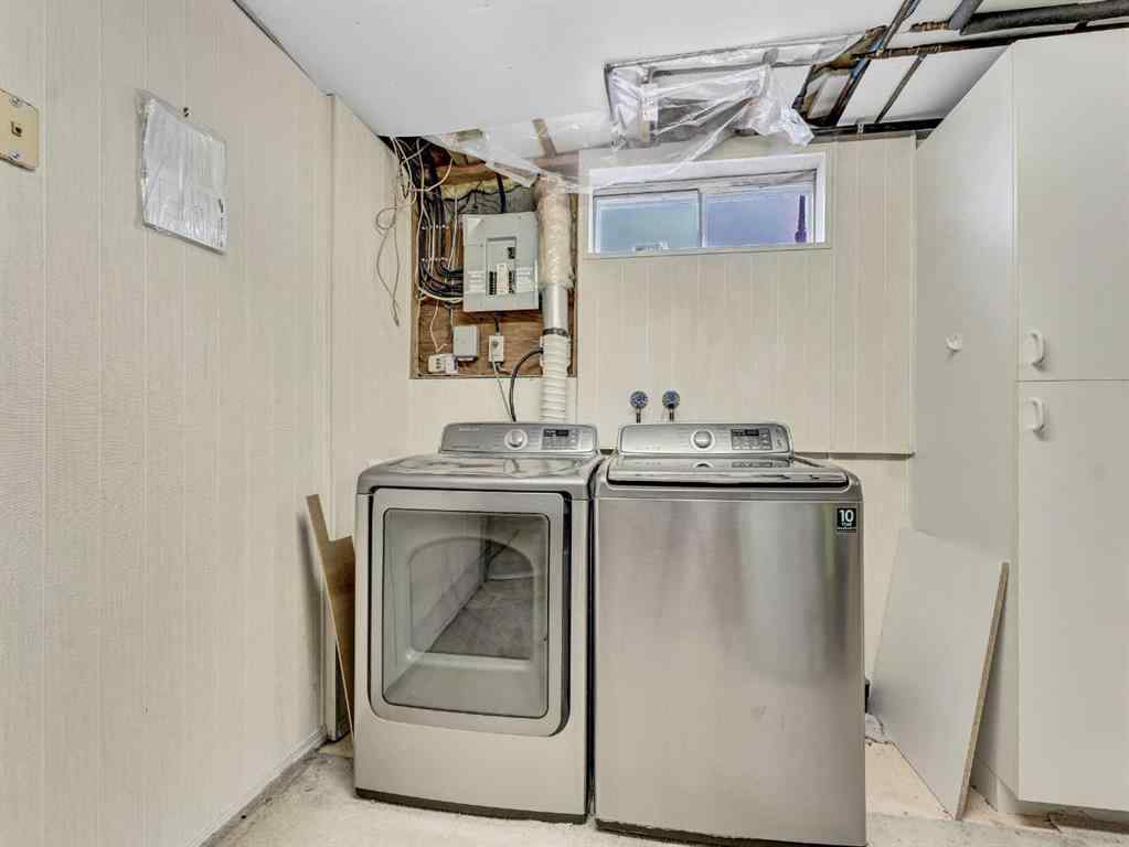 MLS® A2231003 - 219 Ross Glen Drive SE in Ross Glen Medicine Hat, Residential