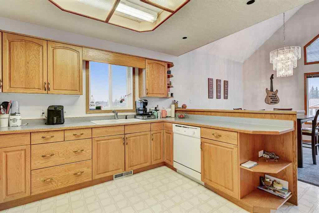 MLS® A2231017 - 10816 STERN CRES   in NONE Grande Cache, Residential