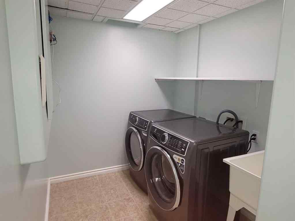 MLS® A2231034 - 10606 90 Street  in Upper West Peace Peace River, Residential