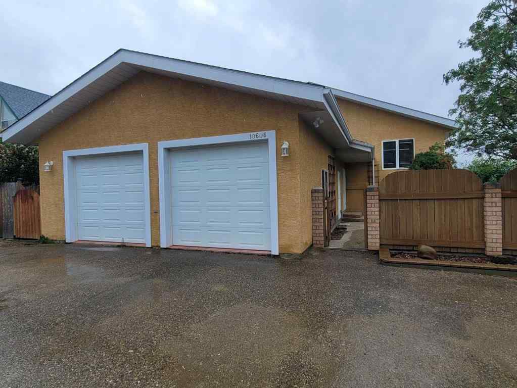 MLS® A2231034 - 10606 90 Street  in Upper West Peace Peace River, Residential