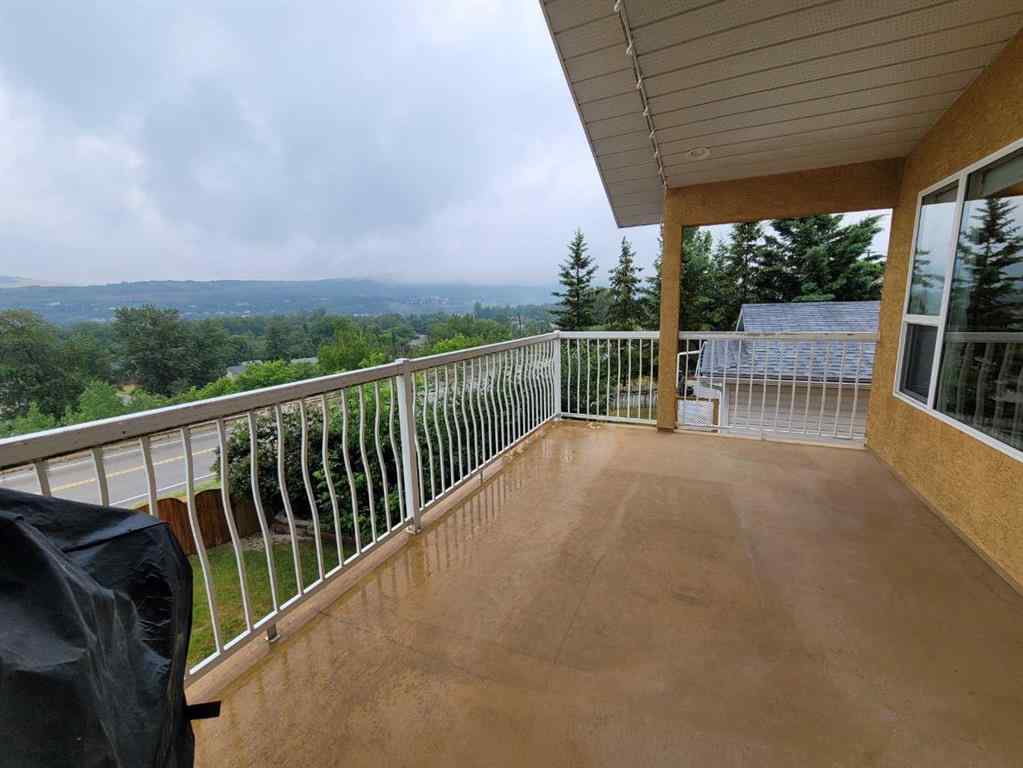 MLS® A2231034 - 10606 90 Street  in Upper West Peace Peace River, Residential