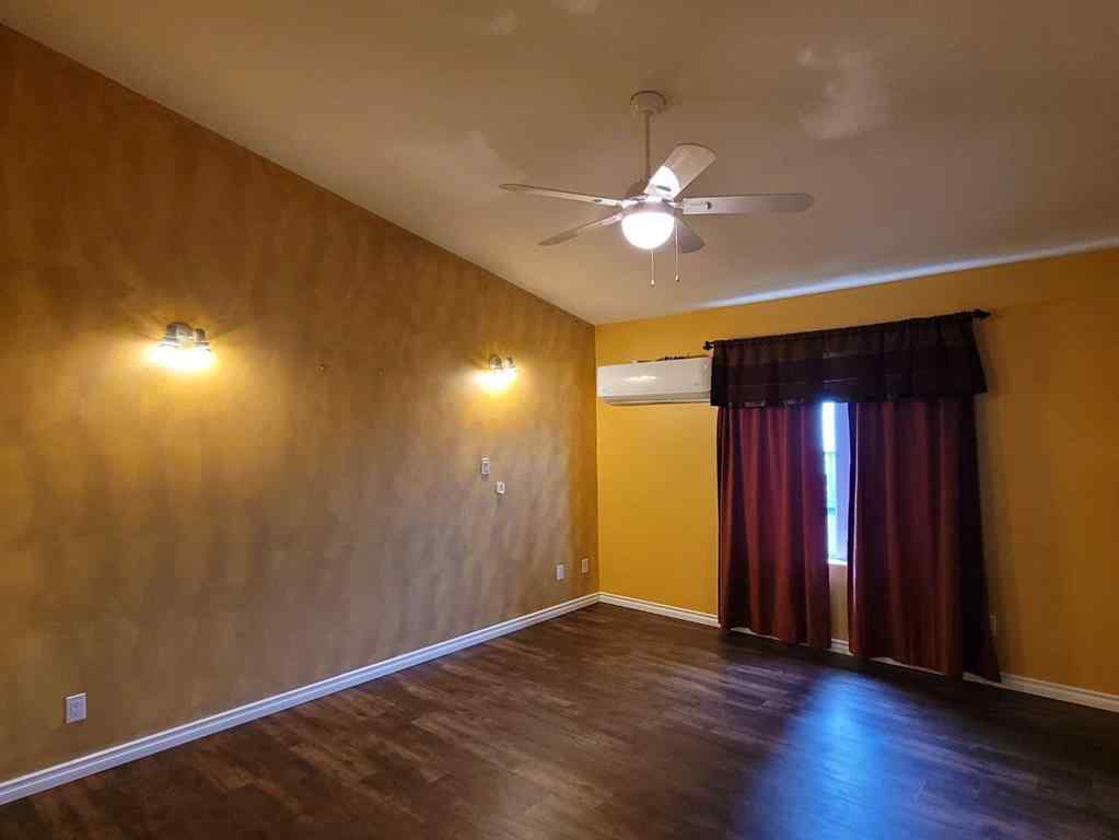 MLS® A2231034 - 10606 90 Street  in Upper West Peace Peace River, Residential