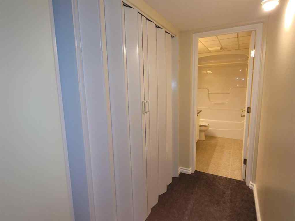 MLS® A2231034 - 10606 90 Street  in Upper West Peace Peace River, Residential