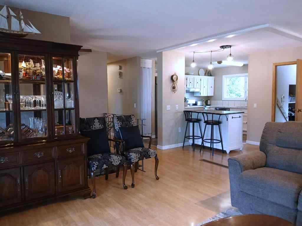 MLS® A2231045 - 3808 49A Avenue  in South Innisfail Innisfail, Residential
