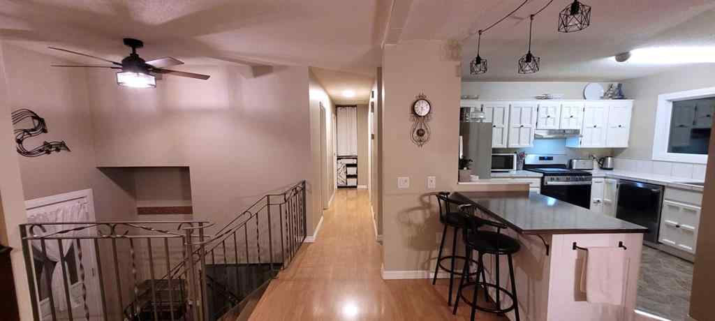 MLS® A2231045 - 3808 49A Avenue  in South Innisfail Innisfail, Residential