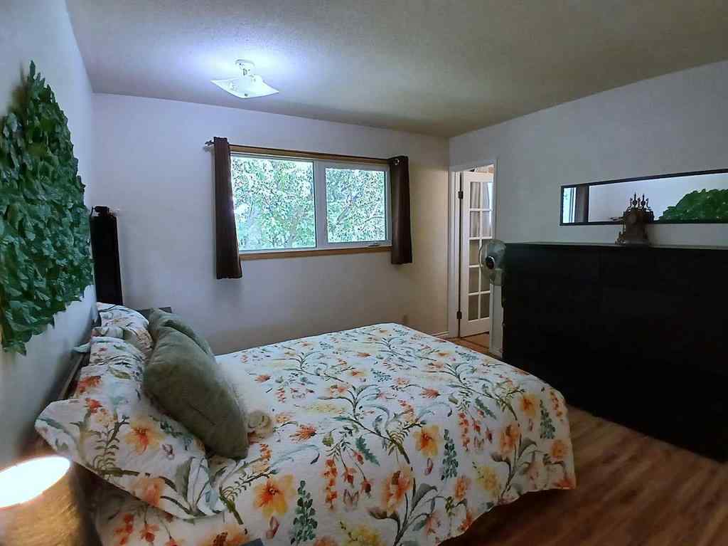 MLS® A2231045 - 3808 49A Avenue  in South Innisfail Innisfail, Residential