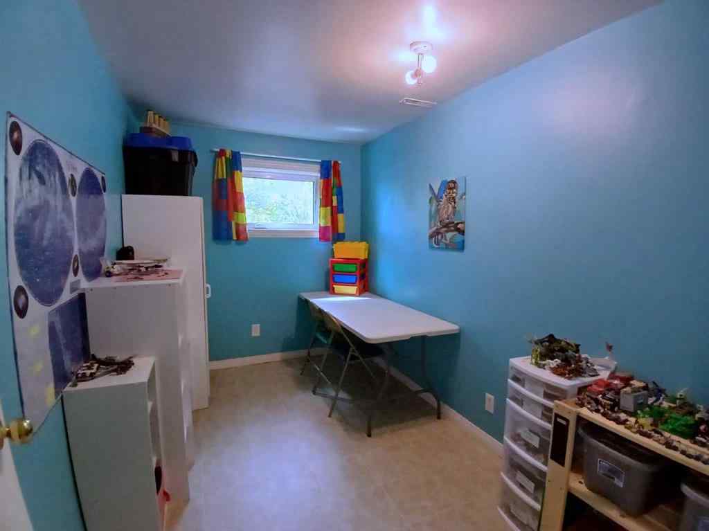 MLS® A2231045 - 3808 49A Avenue  in South Innisfail Innisfail, Residential