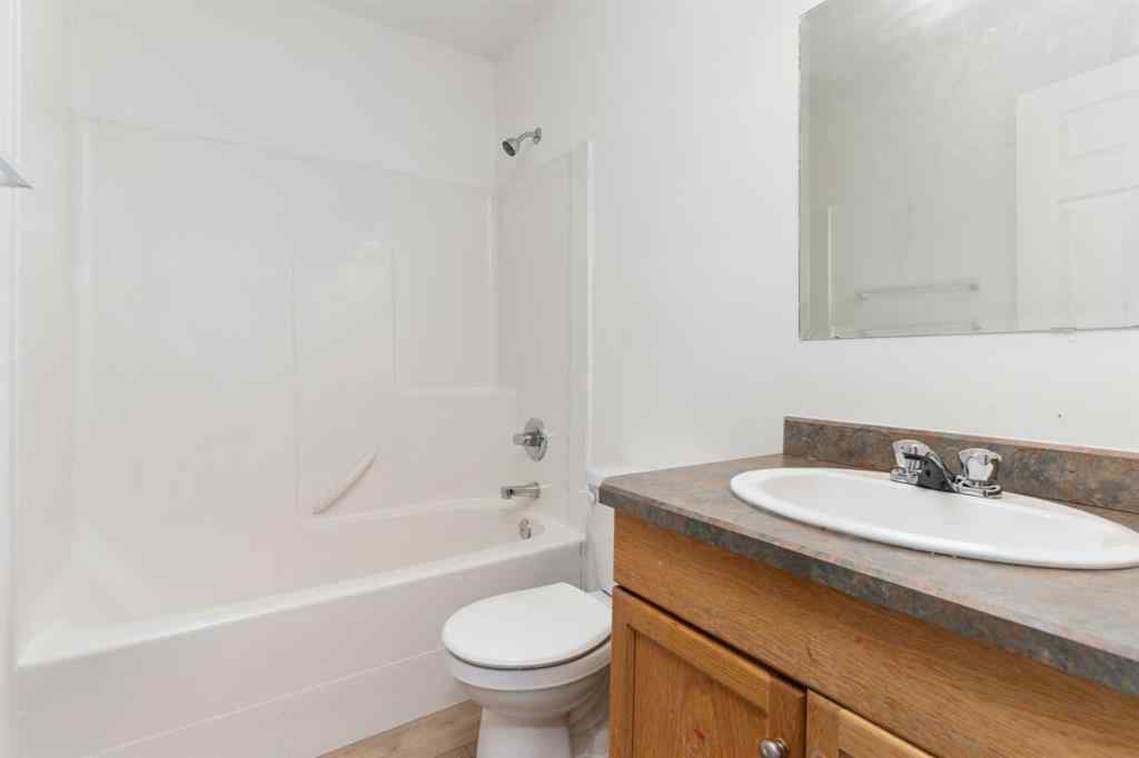 MLS® A2231057 - Unit #A 5205 52 Ave   in Sparling Camrose, Residential