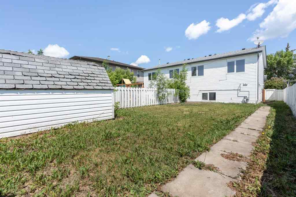 MLS® A2231057 - Unit #A 5205 52 Ave   in Sparling Camrose, Residential