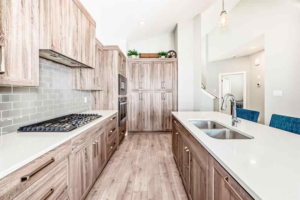 MLS® A2231071 - 2813 44 Street S in Discovery Lethbridge, Residential