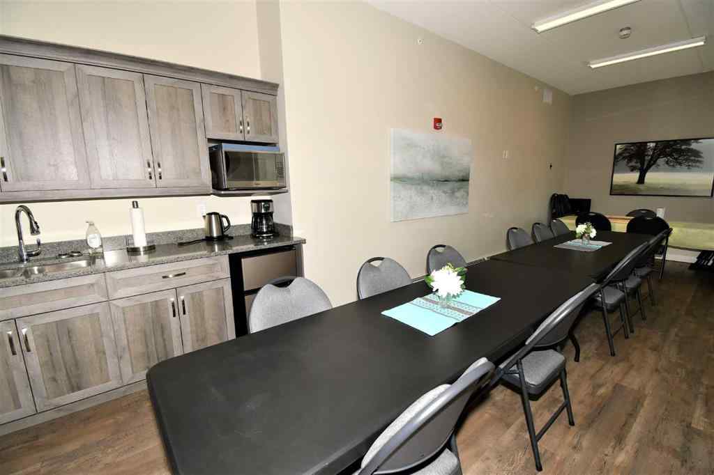 MLS® A2231086 - Unit #306 499 Meadow Lake Court E in Meadowbrook Brooks, Residential