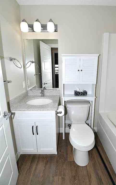 MLS® A2231086 - Unit #306 499 Meadow Lake Court E in Meadowbrook Brooks, Residential