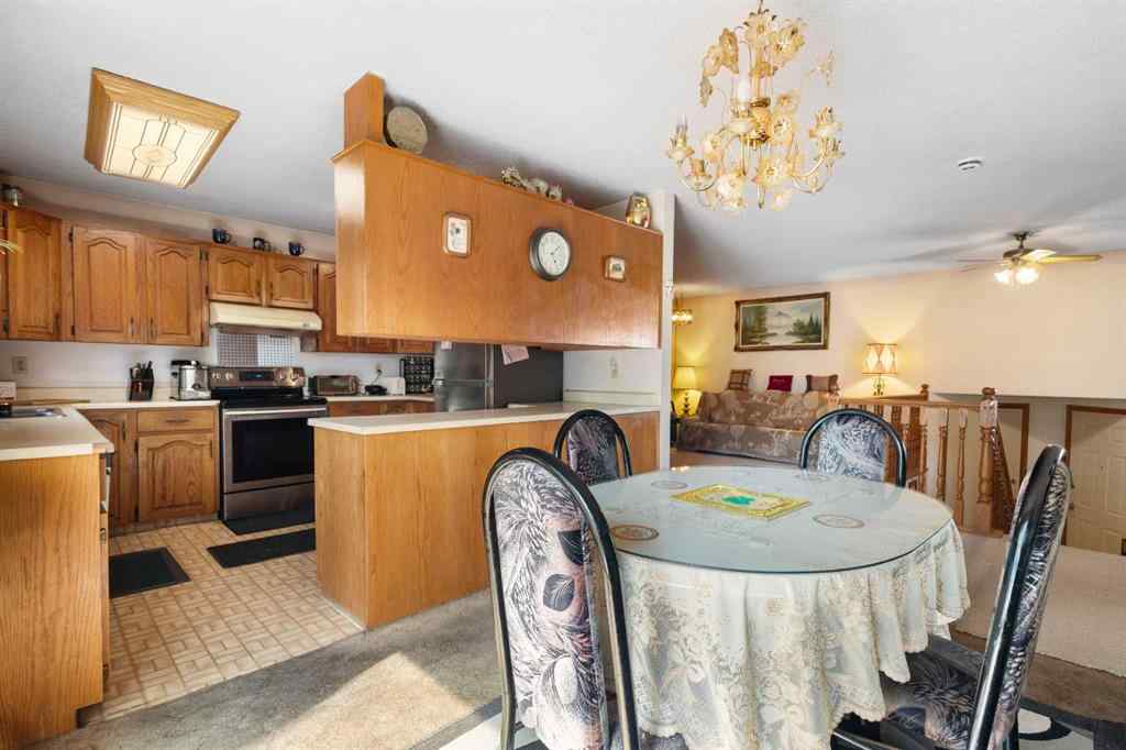 MLS® A2231092 - 92 Ventura Way NE in Vista Heights Calgary, Residential