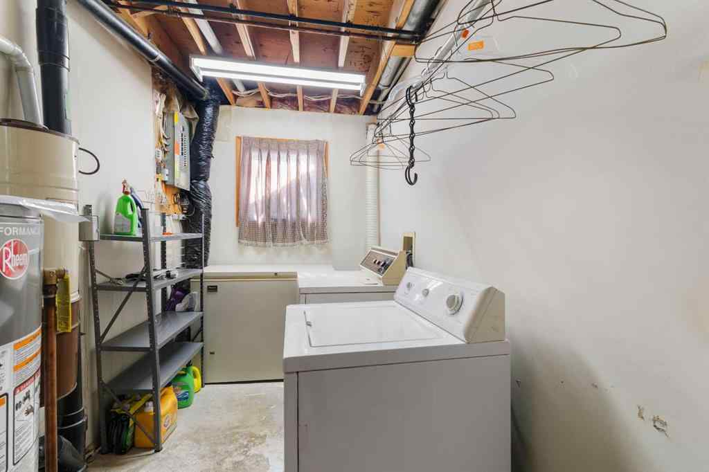 MLS® A2231092 - 92 Ventura Way NE in Vista Heights Calgary, Residential