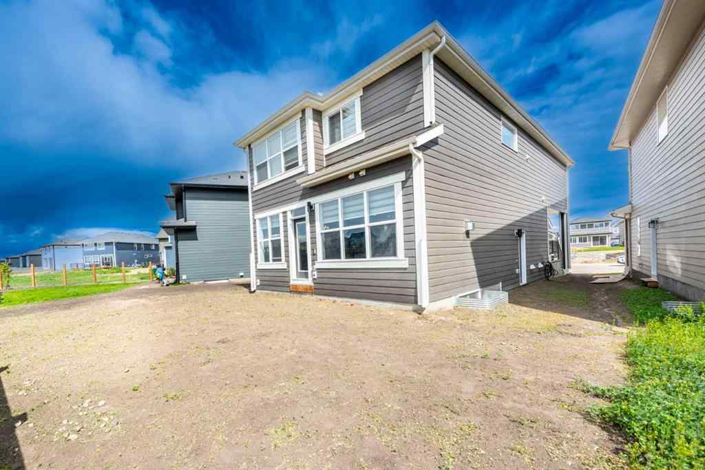 MLS® A2231093 - 340 Magnolia Crescent SE in Mahogany Calgary, Residential