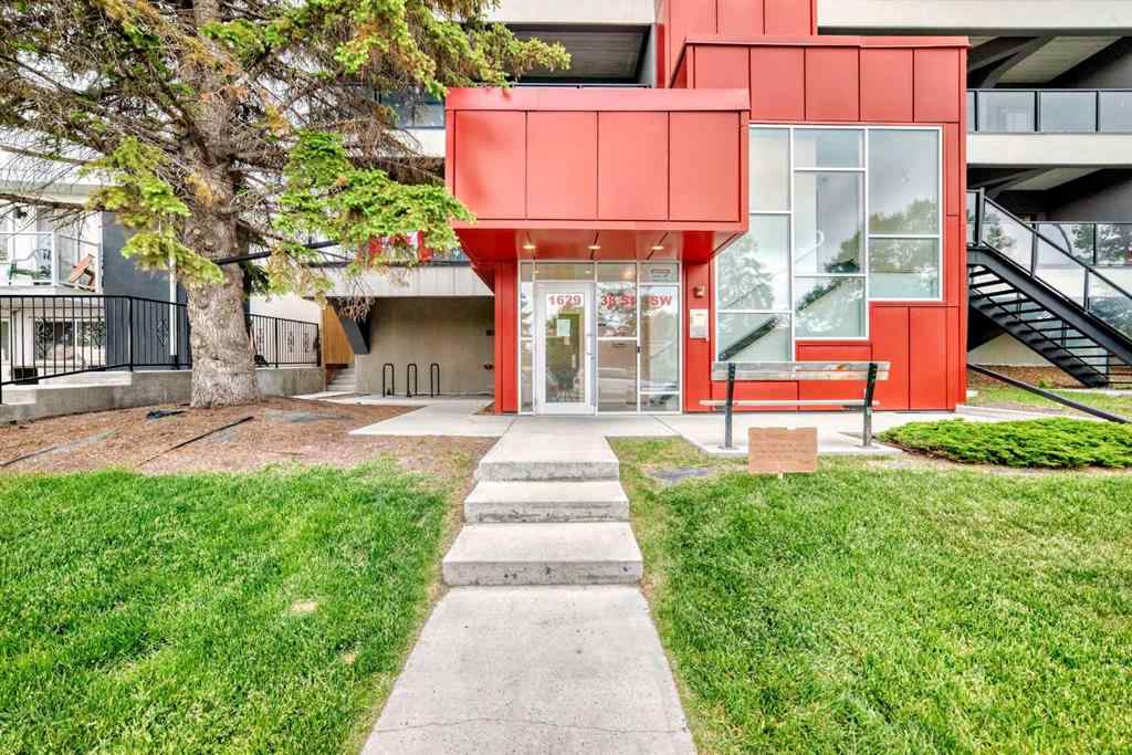 MLS® A2231094 - Unit #106 1629 38 Street SW in Rosscarrock Calgary, Residential