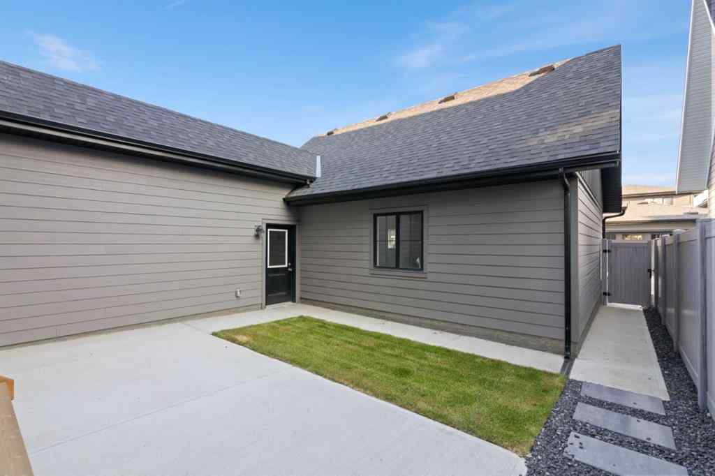 MLS® A2231103 - 219 Calais Drive SW in Currie Barracks Calgary, Residential