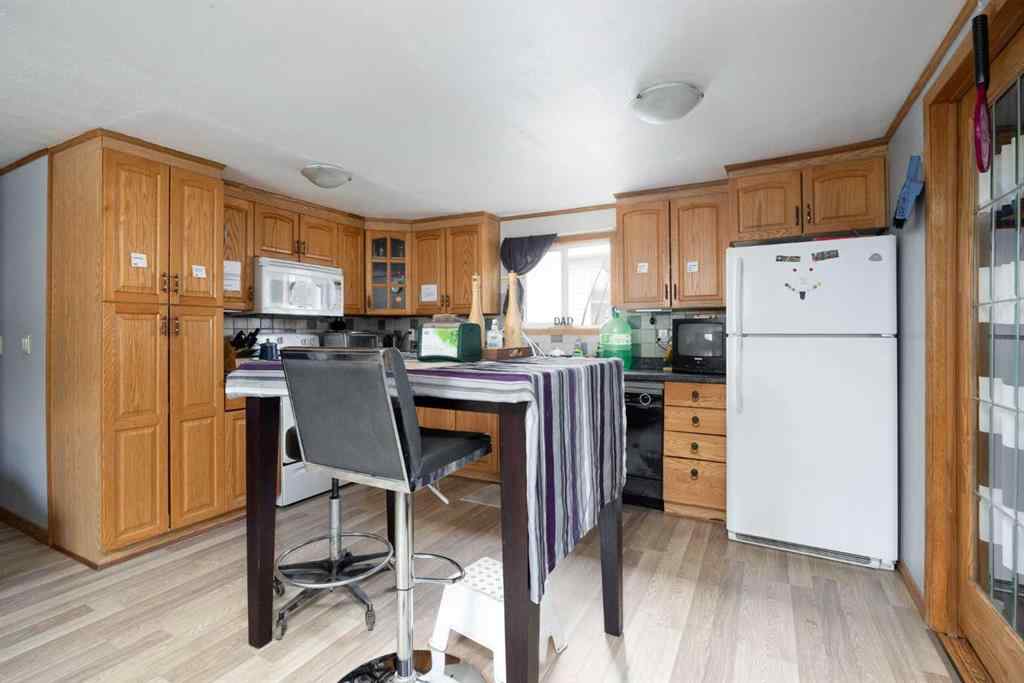 MLS® A2231146 - 216 Grenfell Crescent  in Gregoire Park Fort McMurray, Residential