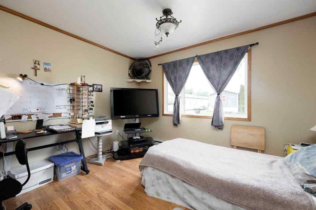 MLS® A2231146 - 216 Grenfell Crescent  in Gregoire Park Fort McMurray, Residential