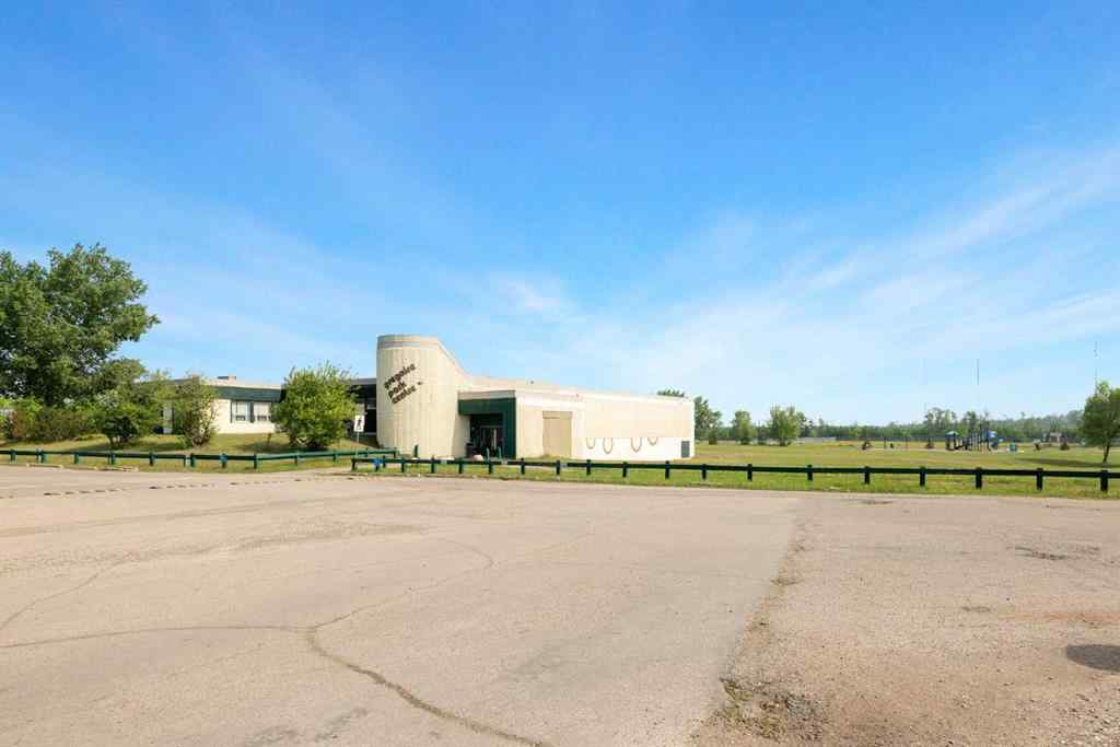 MLS® A2231146 - 216 Grenfell Crescent  in Gregoire Park Fort McMurray, Residential