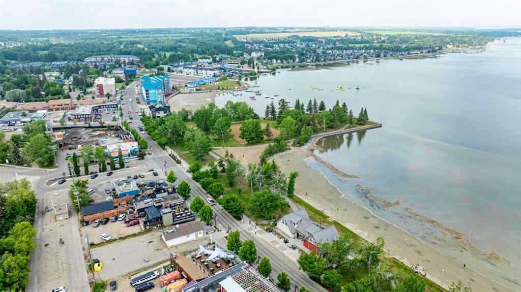 MLS® A2231160 - 5014 43 Street  in Cottage Area Sylvan Lake, Residential