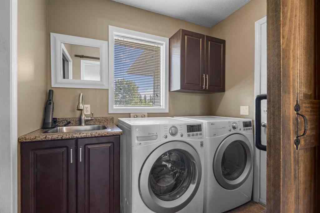 MLS® A2231183 - 80057 Highwood Meadows Drive E in Highwood Meadows Rural Foothills County, Residential