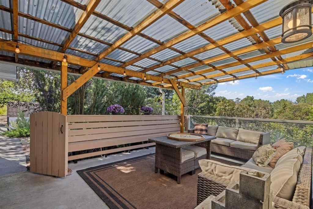 MLS® A2231183 - 80057 Highwood Meadows Drive E in Highwood Meadows Rural Foothills County, Residential