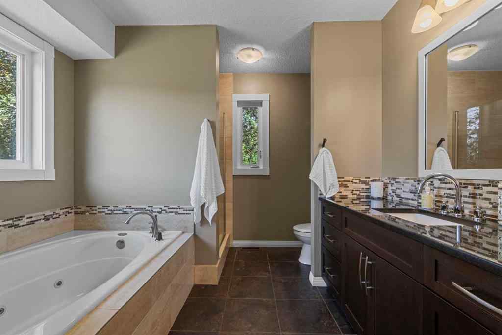 MLS® A2231183 - 80057 Highwood Meadows Drive E in Highwood Meadows Rural Foothills County, Residential