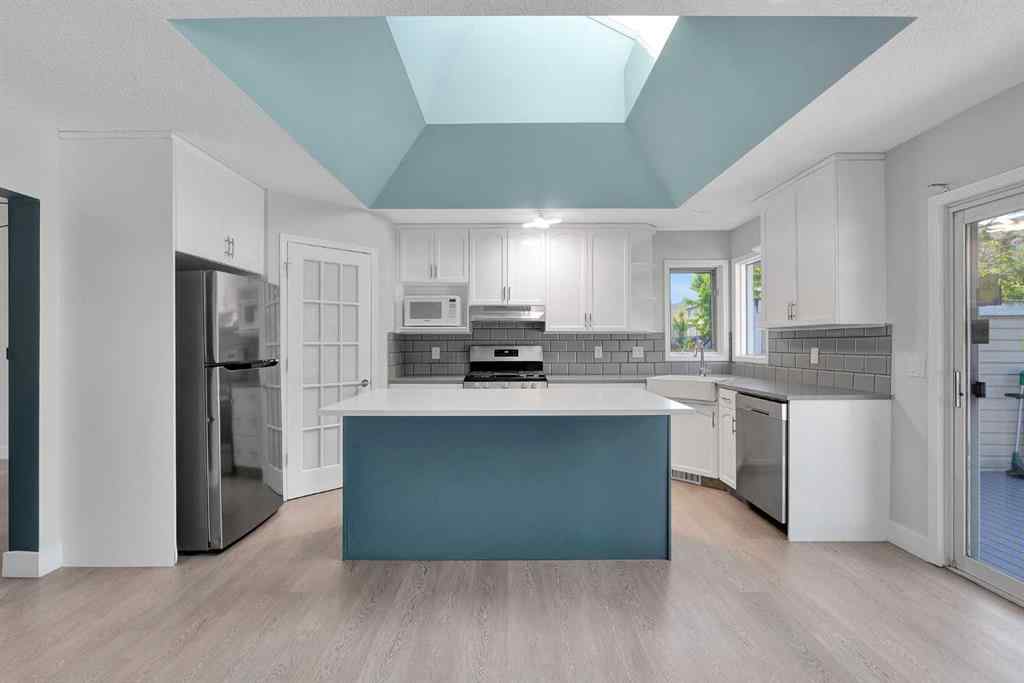 MLS® A2231192 - 30 Hidden Circle NW in Hidden Valley Calgary, Residential