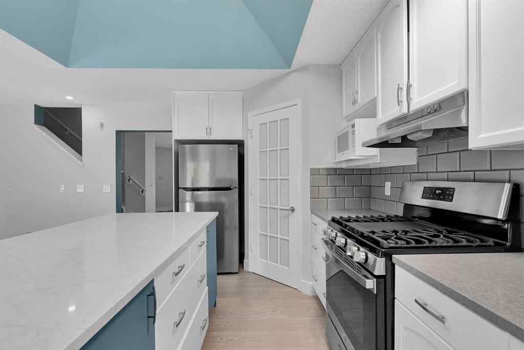 MLS® A2231192 - 30 Hidden Circle NW in Hidden Valley Calgary, Residential