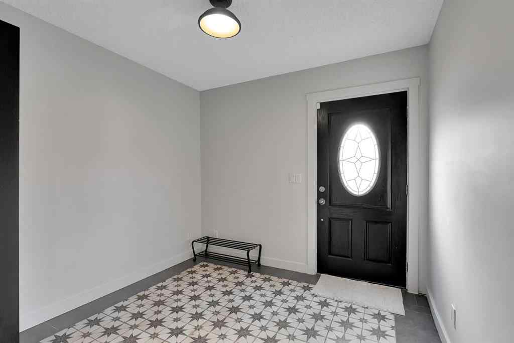MLS® A2231192 - 30 Hidden Circle NW in Hidden Valley Calgary, Residential