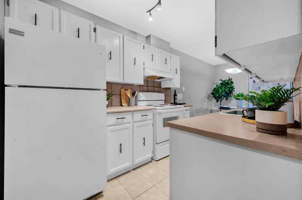 MLS® A2231193 - Unit #104 617 56 Avenue SW in Windsor Park Calgary, Residential