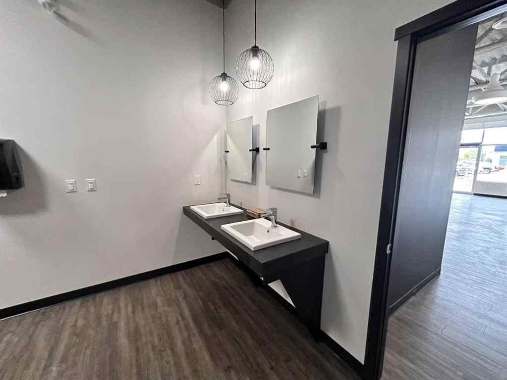MLS® A2231218 - Unit #3161 2920 Kingsview Boulevard SE in Kingsview Industrial Park Airdrie, Commercial