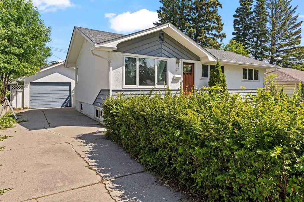 MLS® A2231220 - 424 Blackthorn Road NW in Thorncliffe Calgary, Residential