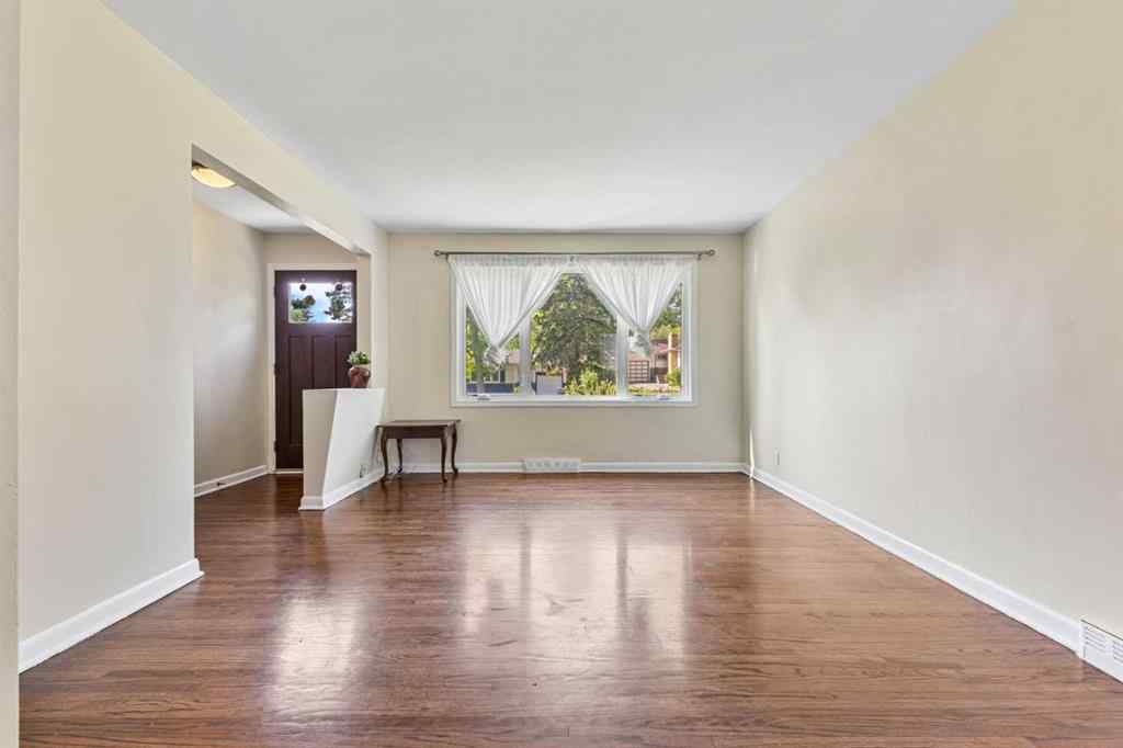 MLS® A2231220 - 424 Blackthorn Road NW in Thorncliffe Calgary, Residential