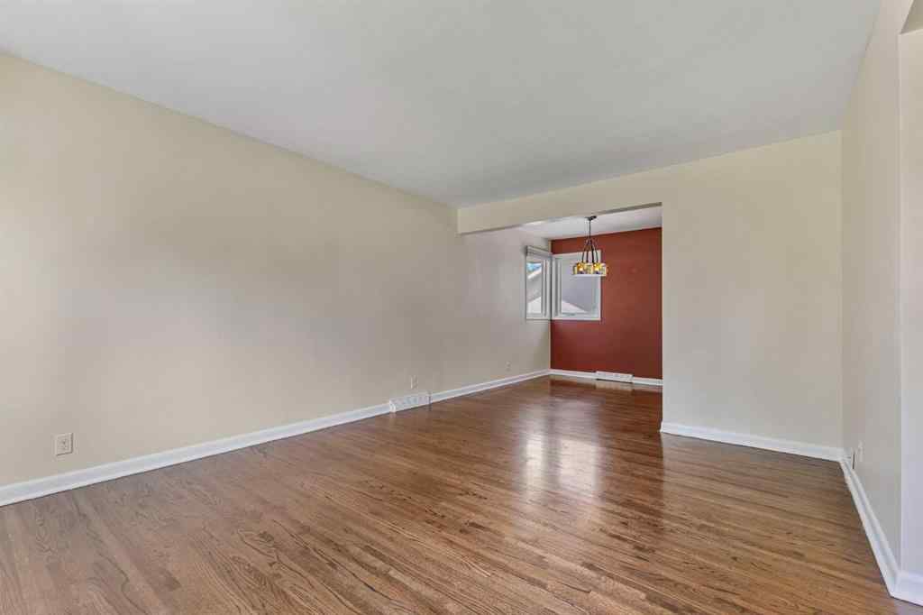 MLS® A2231220 - 424 Blackthorn Road NW in Thorncliffe Calgary, Residential