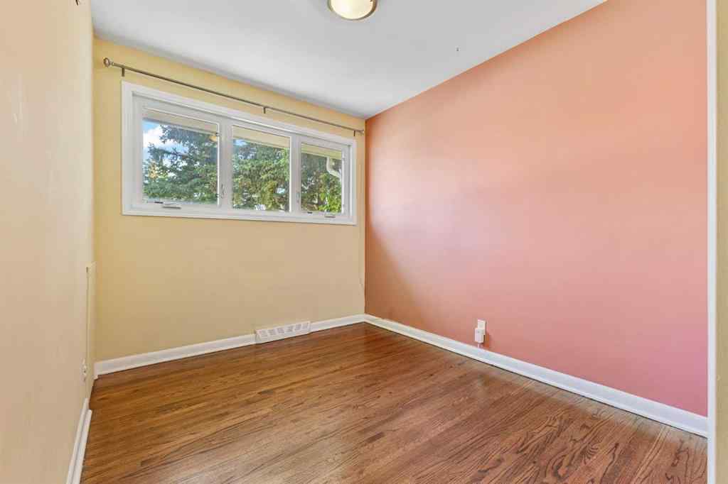 MLS® A2231220 - 424 Blackthorn Road NW in Thorncliffe Calgary, Residential