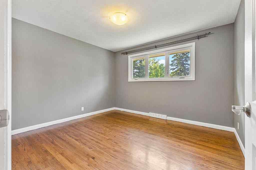 MLS® A2231220 - 424 Blackthorn Road NW in Thorncliffe Calgary, Residential