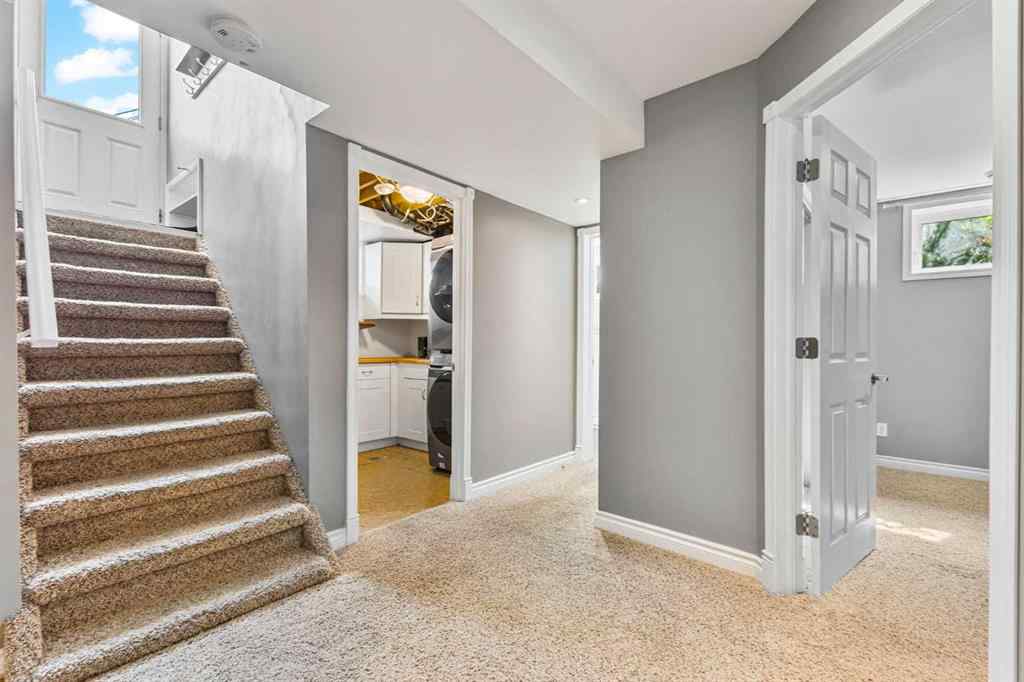 MLS® A2231220 - 424 Blackthorn Road NW in Thorncliffe Calgary, Residential