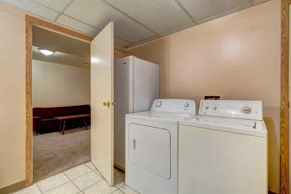 MLS® A2231251 - 174008A Range Road 214   in McGregor Lake Rural Vulcan County, Residential