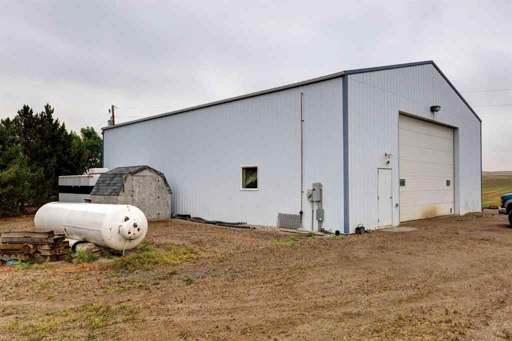 MLS® A2231251 - 174008A Range Road 214   in McGregor Lake Rural Vulcan County, Residential