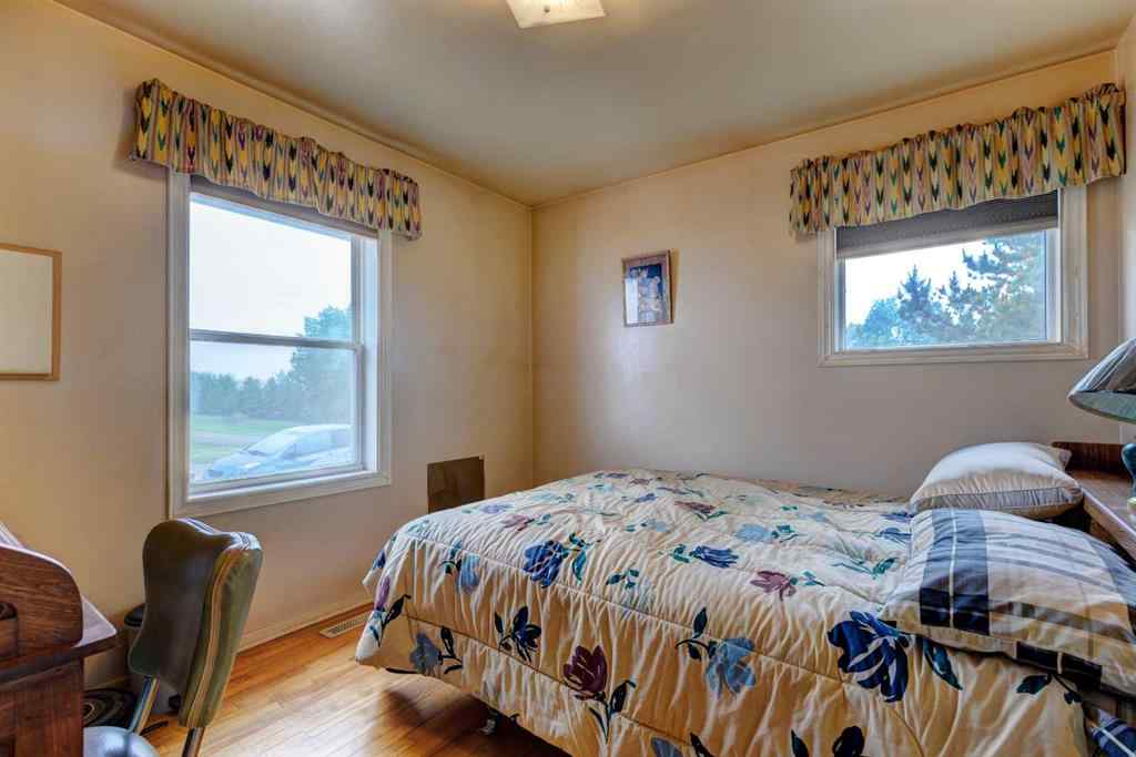 MLS® A2231251 - 174008A Range Road 214   in McGregor Lake Rural Vulcan County, Residential