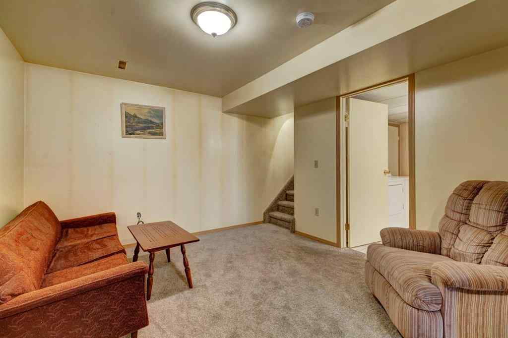 MLS® A2231251 - 174008A Range Road 214   in McGregor Lake Rural Vulcan County, Residential