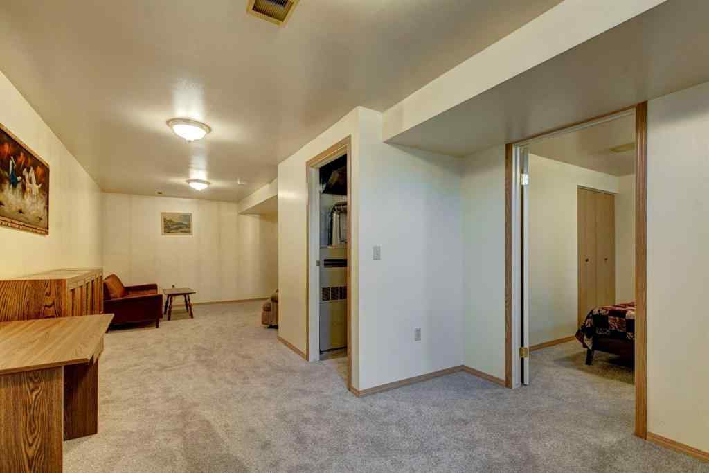 MLS® A2231251 - 174008A Range Road 214   in McGregor Lake Rural Vulcan County, Residential