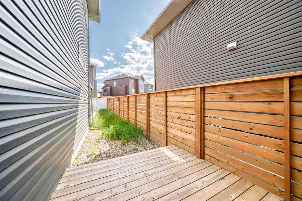 MLS® A2231270 - 39 Evansglen Link NW in Evanston Calgary, Residential